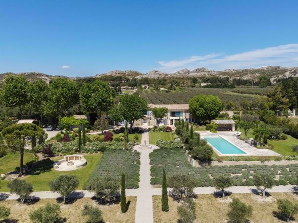 Vente Maison Maussane-les-Alpilles 8&nbsp;Pièces 350&nbsp;m²