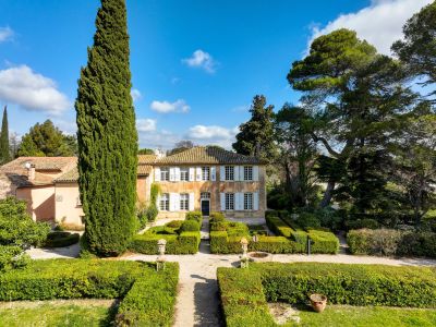 Vente Maison Aix-en-Provence 10&nbsp;Pièces 550&nbsp;m²
