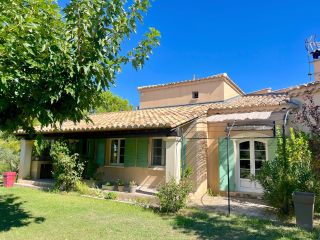 traditional house 6 Rooms for sale on ST REMY DE PROVENCE (13210)