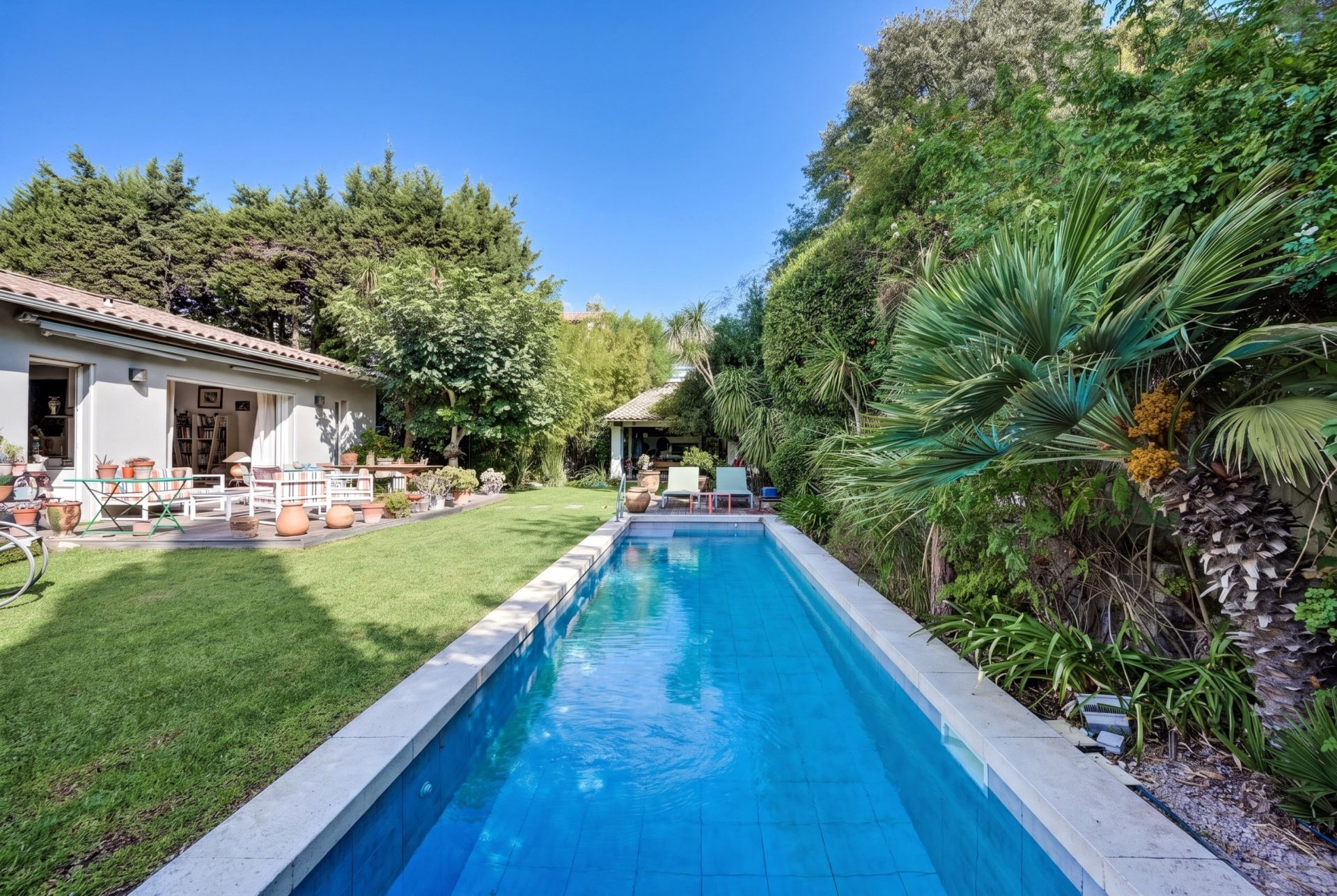 maison 5 Pièces en vente sur VILLENEUVE LES AVIGNON (30400)