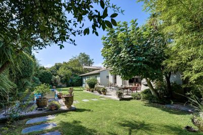 Vente Maison Villeneuve-lès-Avignon 5&nbsp;Pièces 196&nbsp;m²