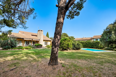 Vente Maison Arles 6&nbsp;Pièces 264&nbsp;m²
