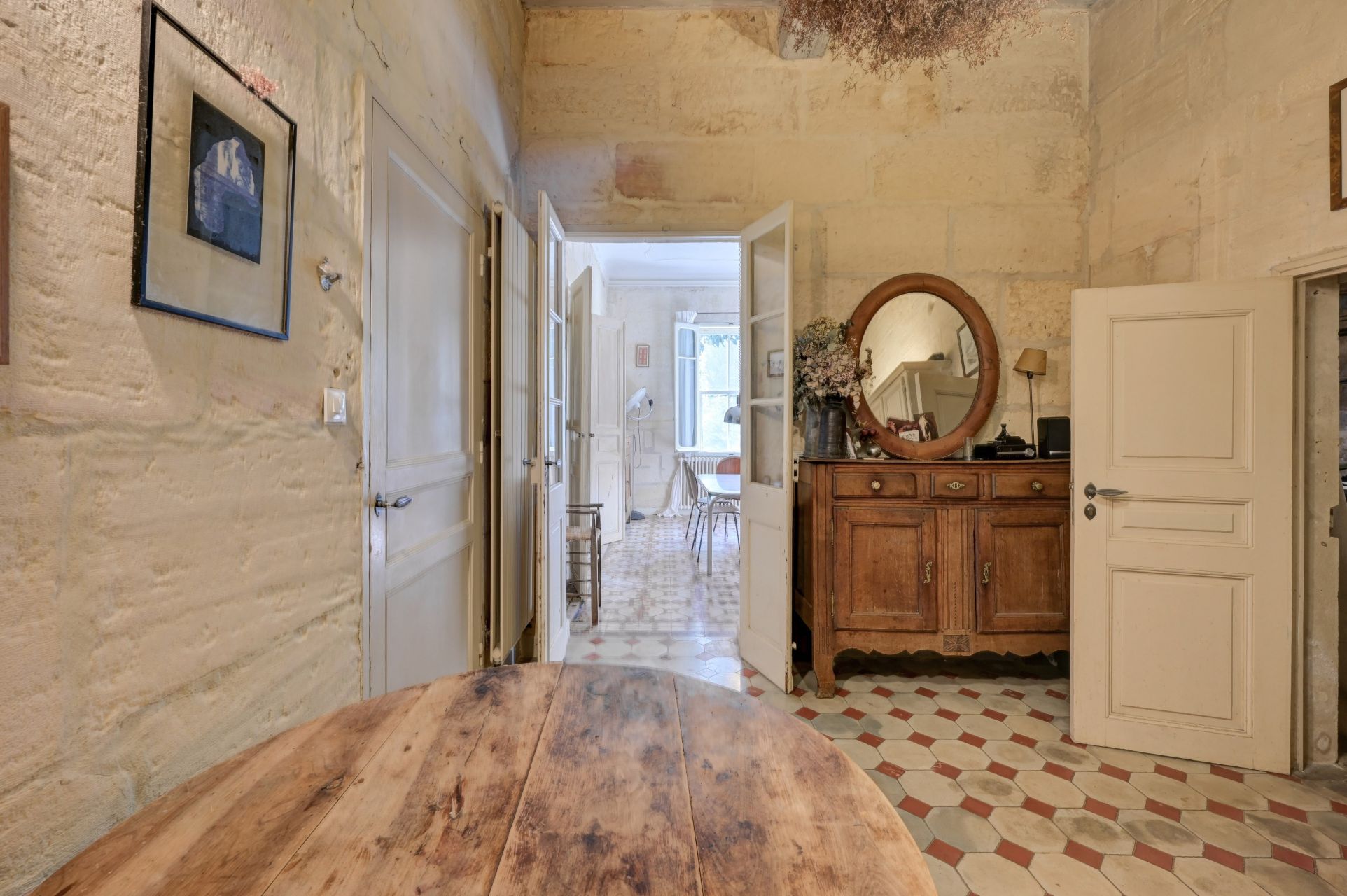 maison 9 Pièces en vente sur FONTVIEILLE (13990)