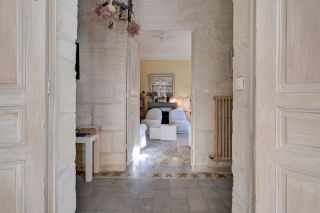 maison 9 Pièces en vente sur FONTVIEILLE (13990)