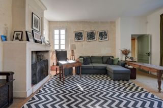 maison 9 Pièces en vente sur FONTVIEILLE (13990)