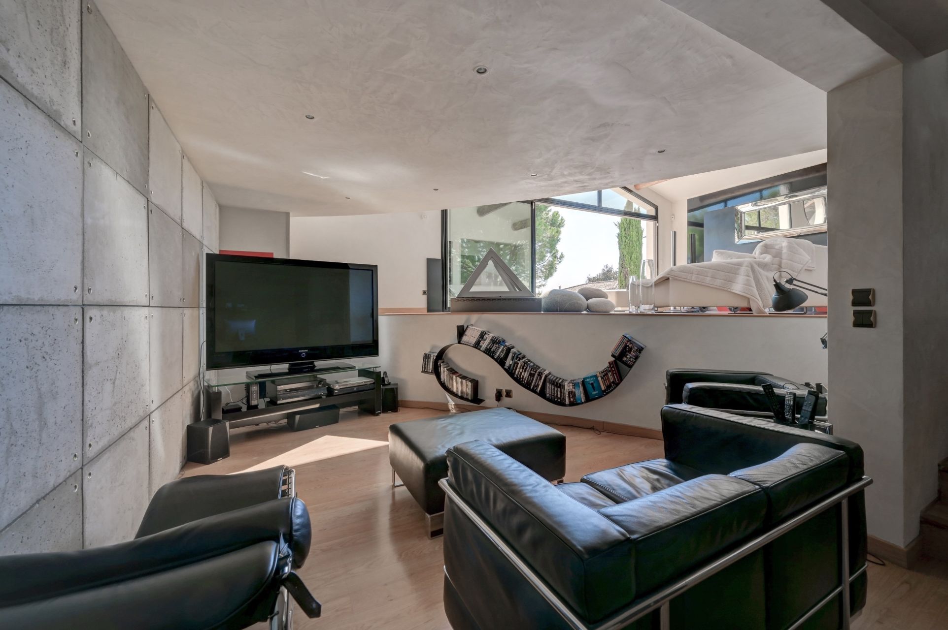 maison 6 Pièces en vente sur VILLENEUVE LES AVIGNON (30400)