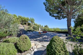 maison 6 Pièces en vente sur VILLENEUVE LES AVIGNON (30400)