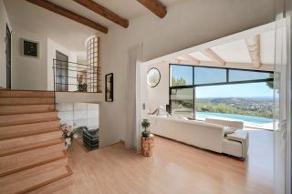 maison 6 Pièces en vente sur VILLENEUVE LES AVIGNON (30400)