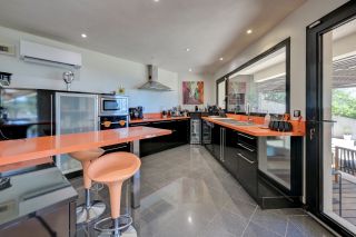 maison 6 Pièces en vente sur VILLENEUVE LES AVIGNON (30400)