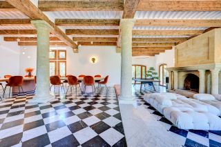 house 20 Rooms for sale on AIX EN PROVENCE (13100)