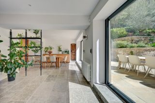 house 20 Rooms for sale on AIX EN PROVENCE (13100)