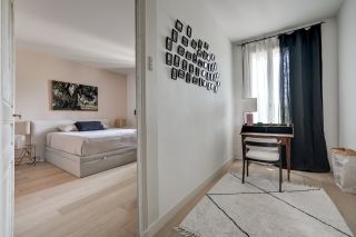mas 9 Rooms for sale on EYGALIERES (13810)