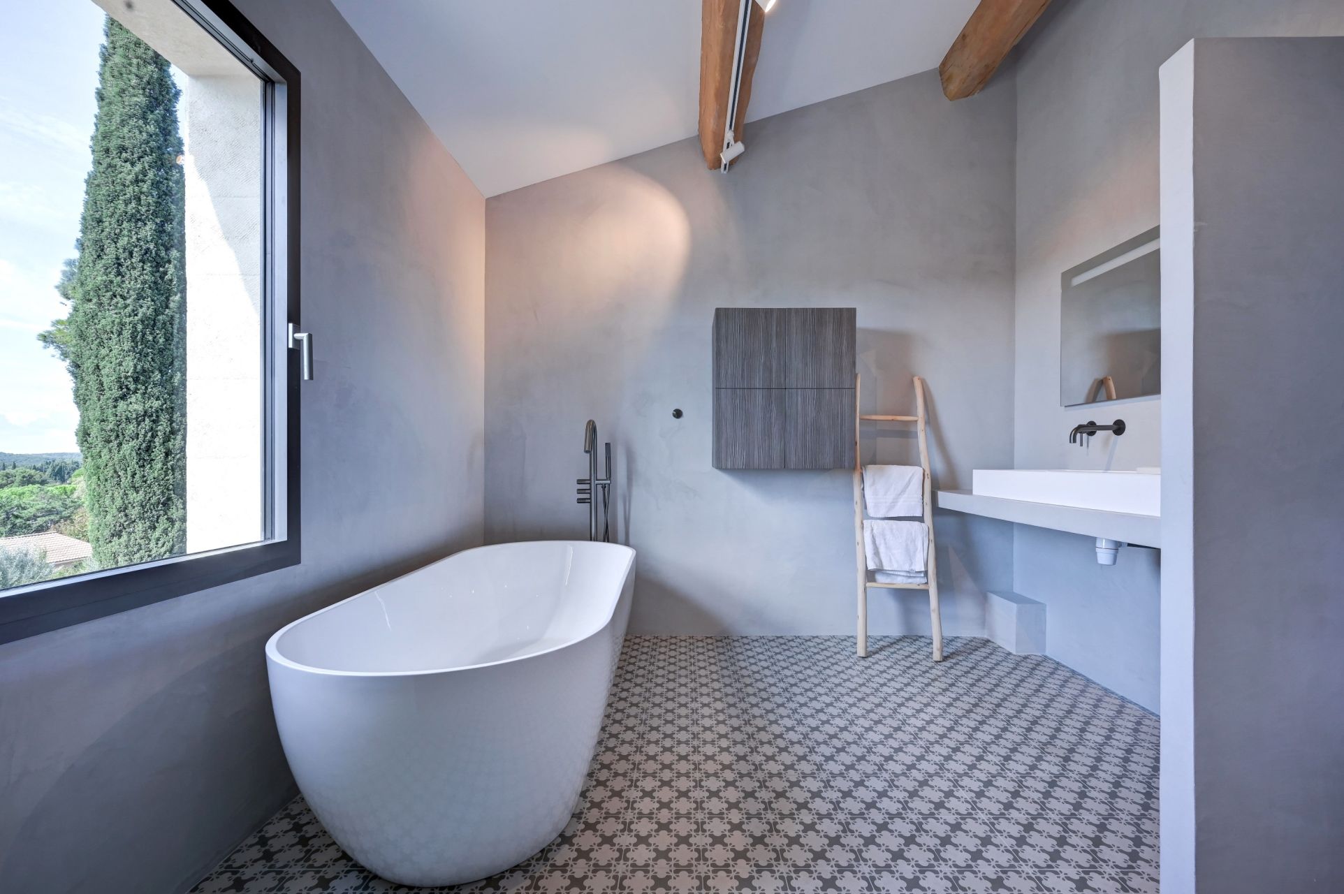 house 12 Rooms for sale on MAUSSANE LES ALPILLES (13520)
