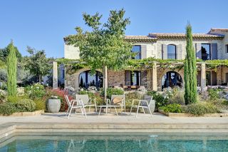 mas 6 Pièces en location saisonnière sur MAUSSANE LES ALPILLES (13520)