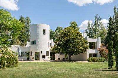 Rental Architect's house Arles 8&nbsp;Rooms 500&nbsp;m²