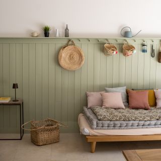 mas 9 Rooms for seasonal rent on ST REMY DE PROVENCE (13210)